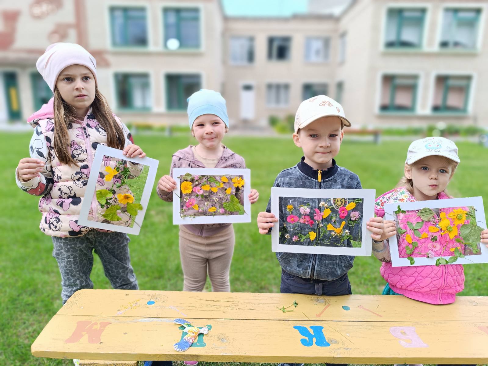 Магия летнего творчества: ЦВЕТОЧНОЕ ПАННО